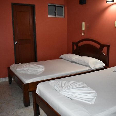 La Posada Del Viajero Ibagué Esterno foto